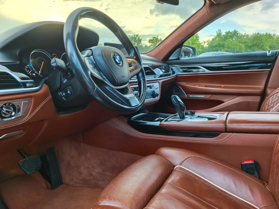 BMW 750Li Xdrive Salon Fa vat 23% konfig na 746 tys