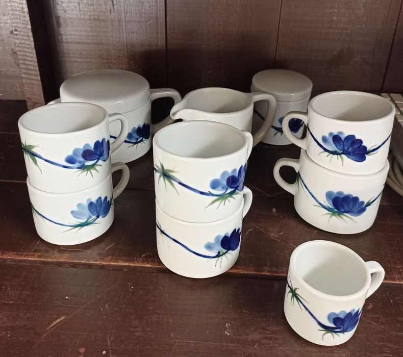 Conjunto de chá com tête-à-tête Porcelana Pintada à Mão
