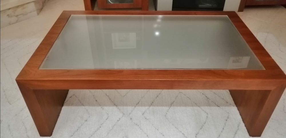 Mesa de centro retangular