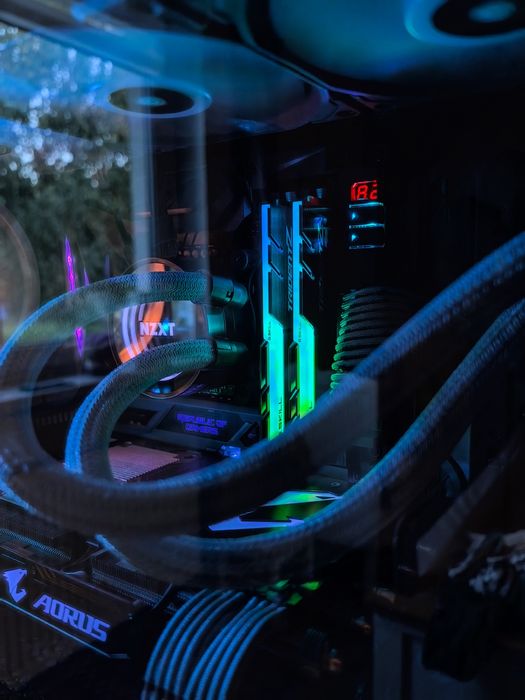 Komputer gamingowy i7 GTX1080 16GB