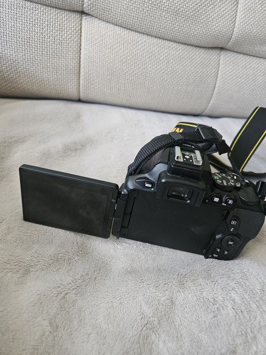 Nikon lustrzanka d5600  bardzo dobry stan