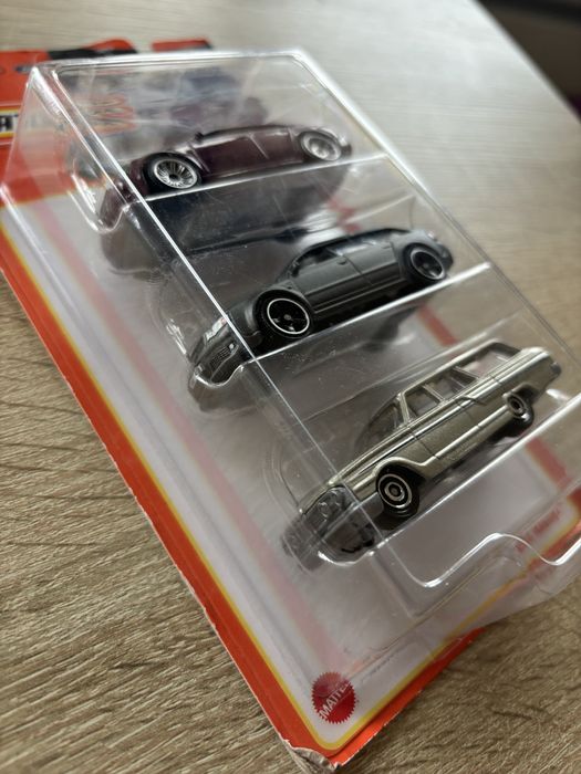 Matchbox 3 pak Audi RS6 C5 Cadillac CTS Ford Fairlane