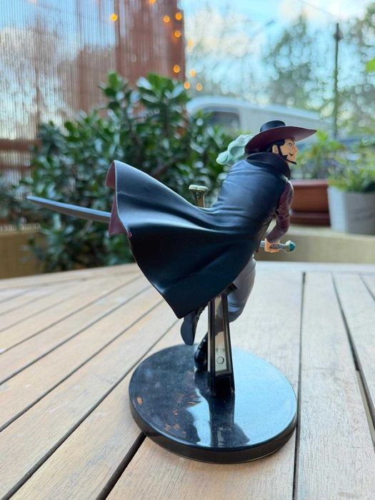 One Piece – Dracule Mihawk | O Maior Espadachim do Mundo | Original
