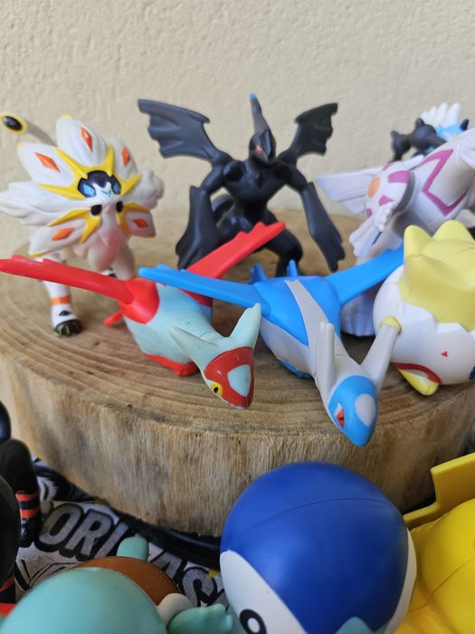 Lote de 14 Figuras Pokémon – Mix Geração Clássica & Moderna