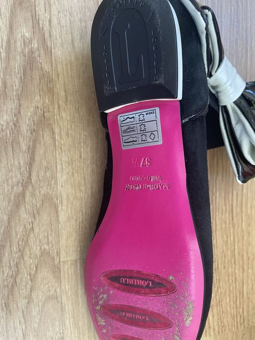 Замшеві балетки відомого бренду