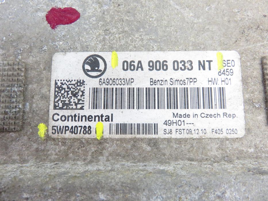 Sterownik Skoda Octavia II 1.6 06a906033nt 5wp40788