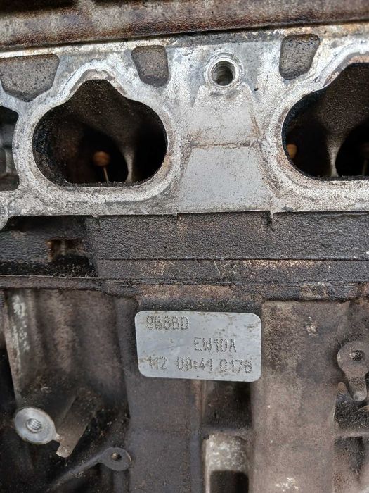 Двигатель Peugeot 407