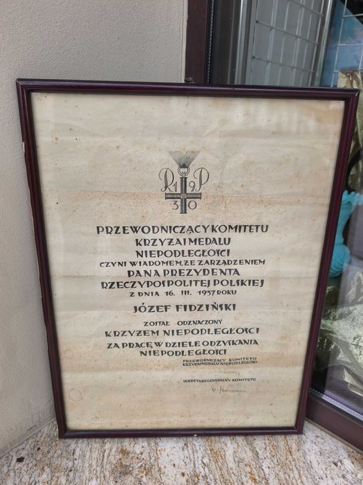 Dyplom nadania Krzyża Niepodległości -1937r.