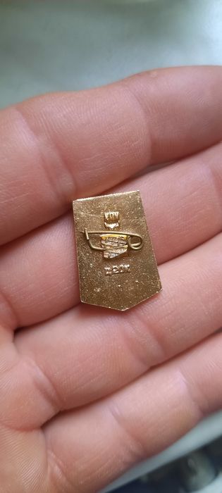 Przypinka prl Donieck