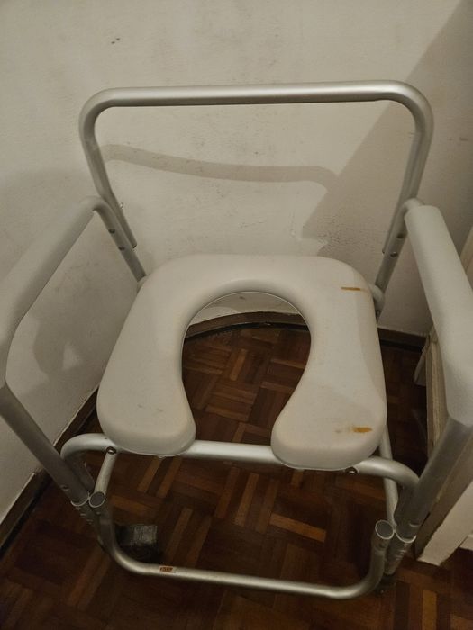 Cadeira de banho para idosos