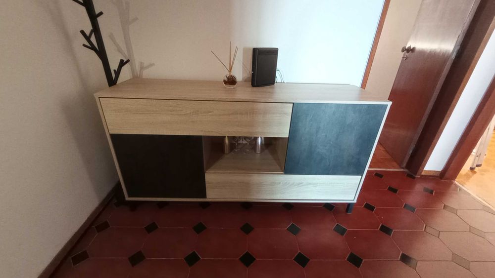 Aparador / Móvel de sala - Como Novo