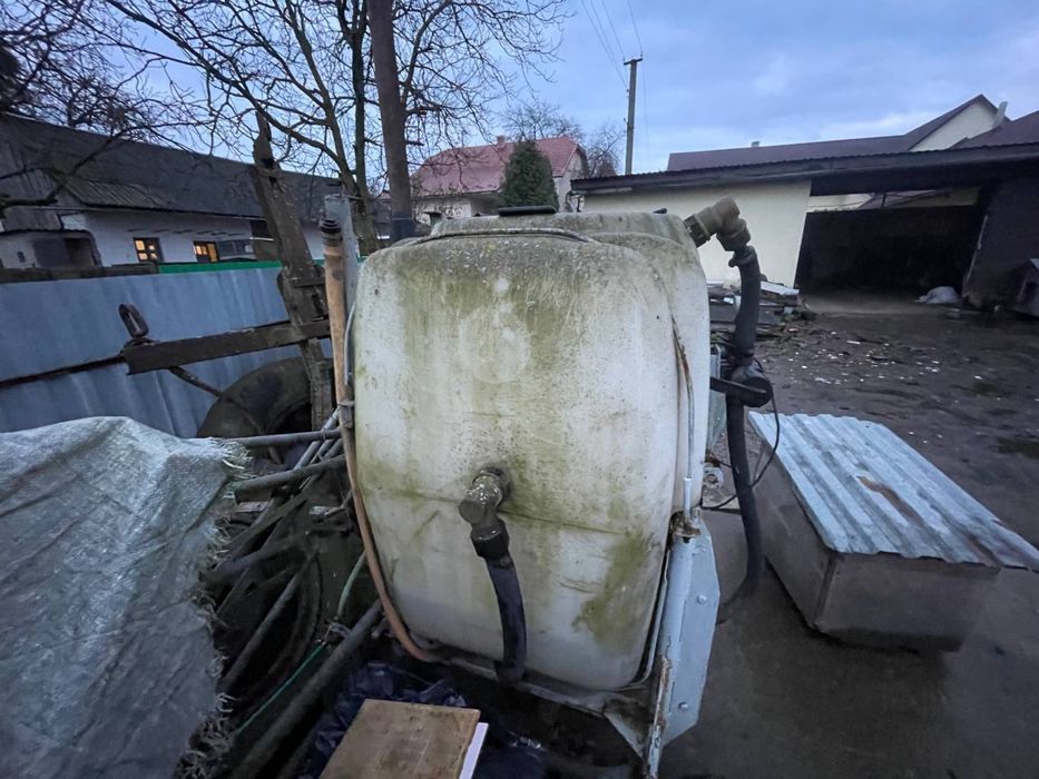 Оприскувач навісний 350л
