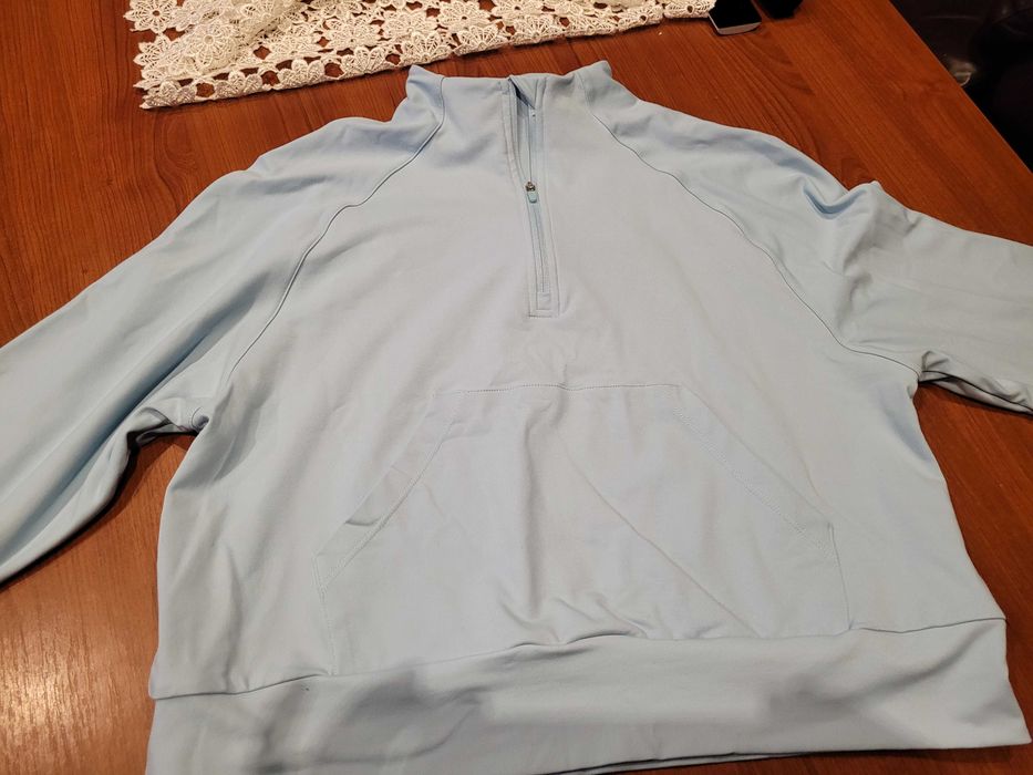 Nowa bluza 4f xs