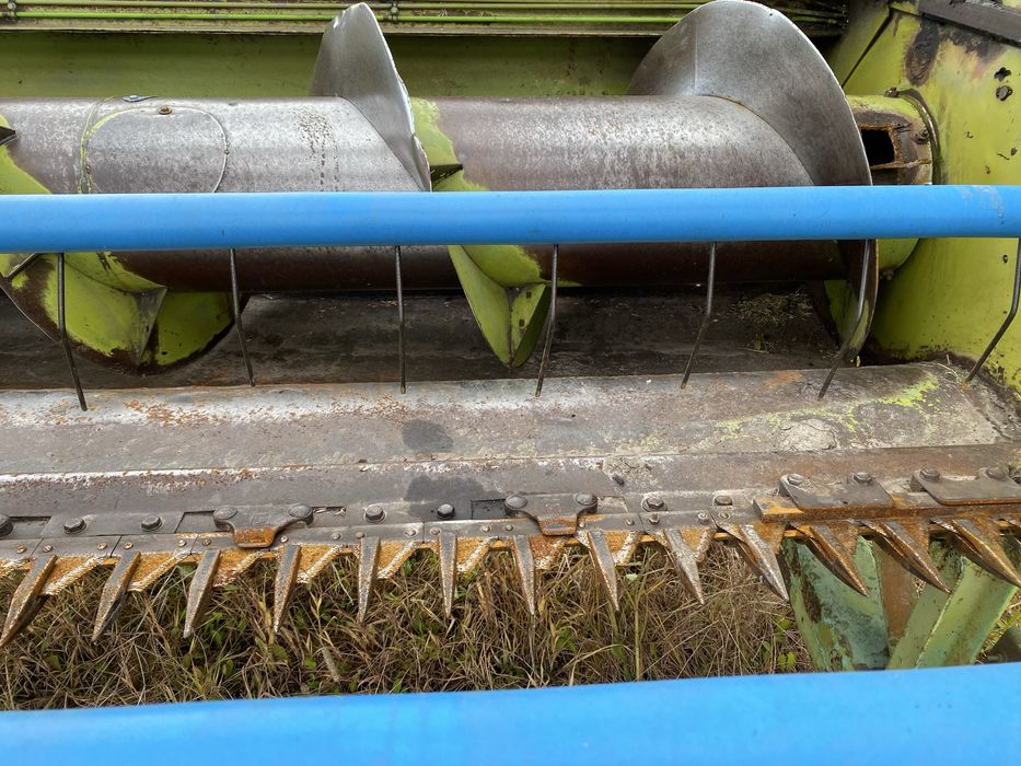 Жатка claas 5.1 з ріпаковим столом