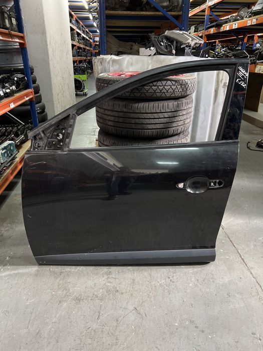 Porta frente esquerda Renault Megane 3