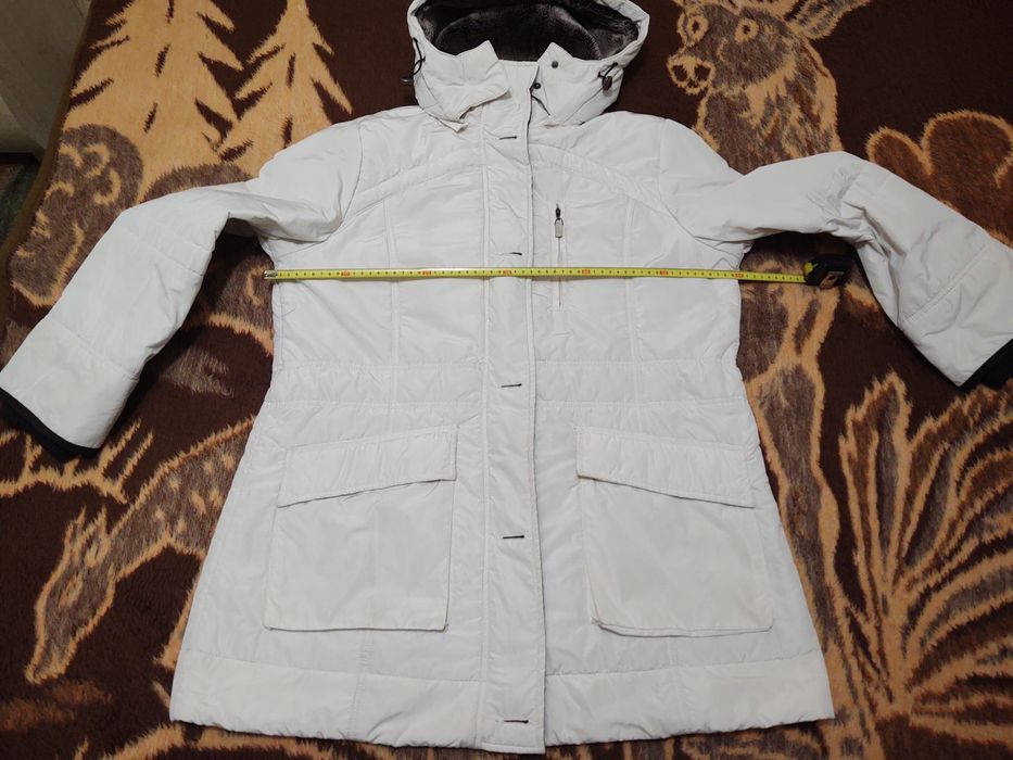 Куртка женская балоньевая зимняя со съемным капюшоном