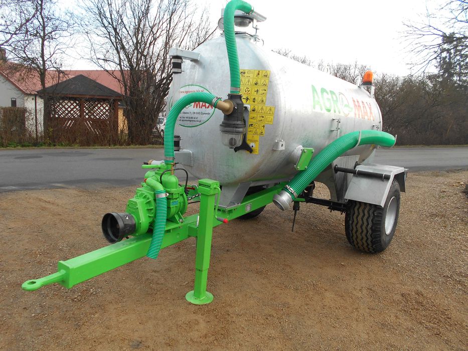 WÓZ ASENIZACYJNY/ beczkowóz/ wóz na gnojowicę AGROMAX węże/aplikator