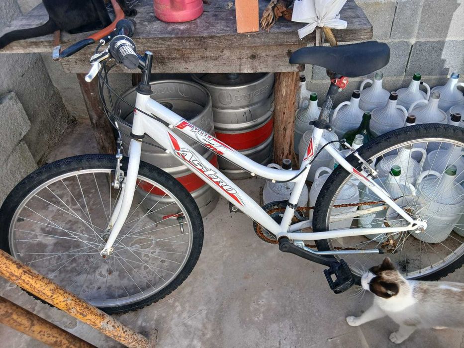 Bicicleta usada muito pouco