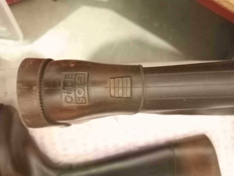 Galochas marca Gioseppo