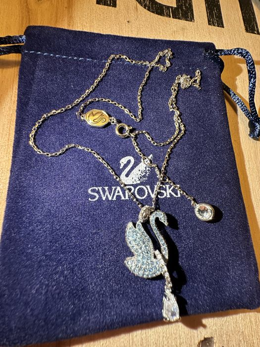 Naszyjnik łabędz sygn Swarovski