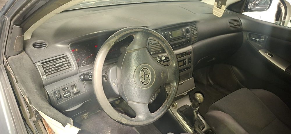 TOYOTA Corolla Hatchback e12 1.4 VVT-i 
Ref: 4ZZ-FE