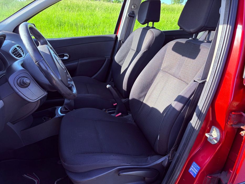 Renault Clio 1.2 benzynka klima