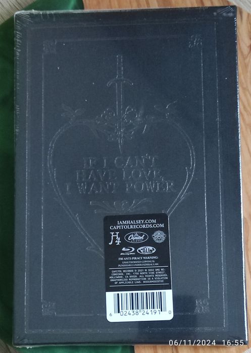 Halsey - If I Can't Have Love, I Want Power CD+Blu-ray+Photobook