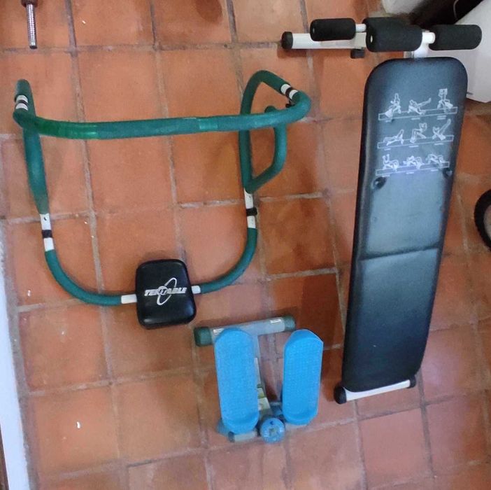 Conjunto de artigos de ginásio 1