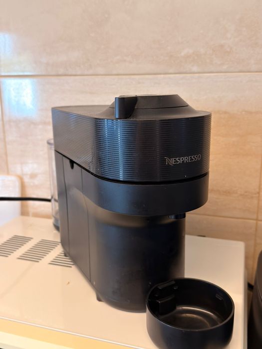 Cendo maquina de cafe nescafe