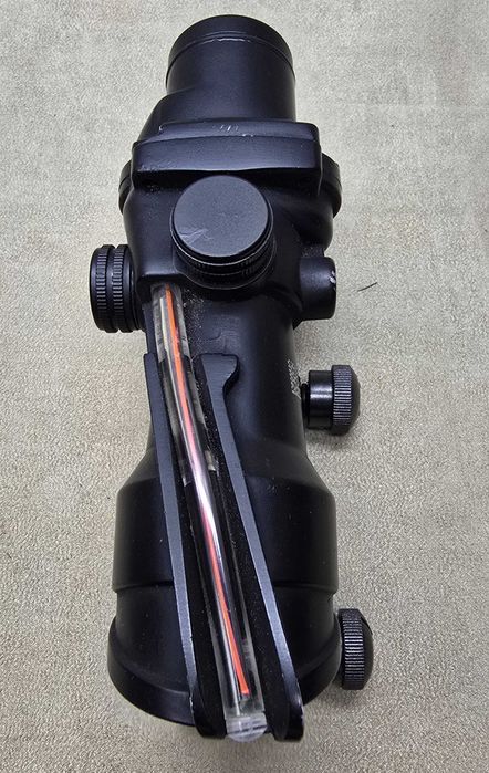 Luneta Trijicon ACOG 4X32