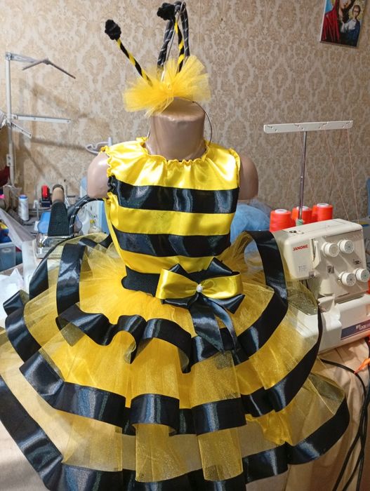 Бджілка, карнавальні костюми