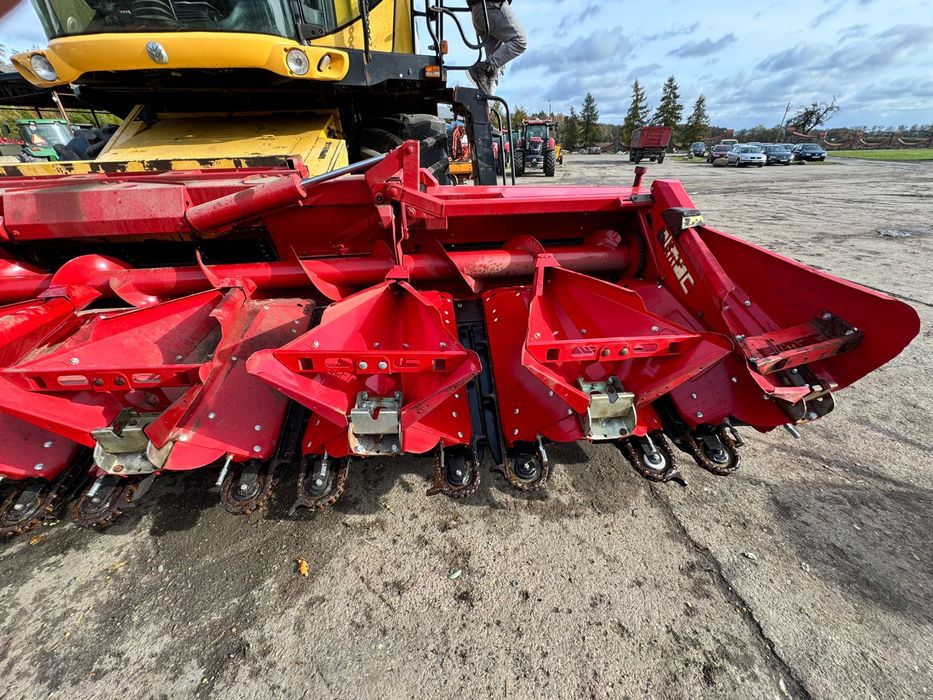 Przystawka do kukurydzy 8 rzędowa Olimac Drago New Holland