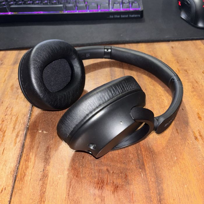 Навушники Sony WH-CH720N