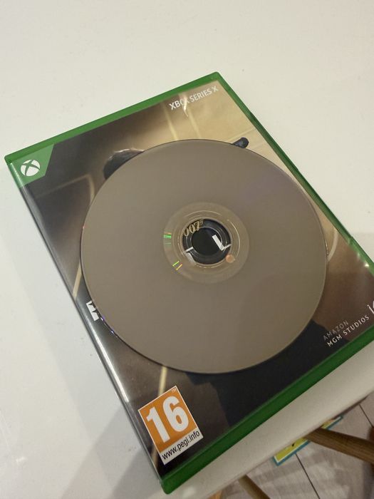 Gra 007 First Light xbox