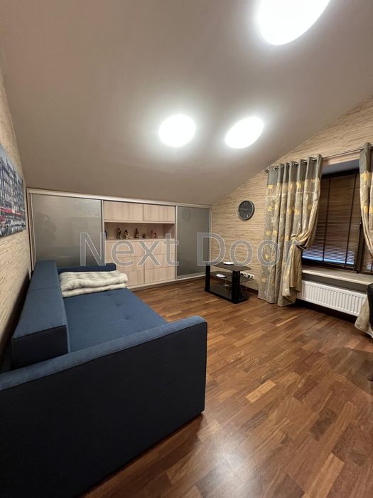 Здам будинок на дамбі київського моря