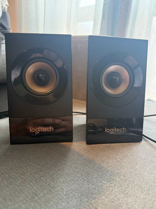 Colunas 2.1 LOGITECH Z533
