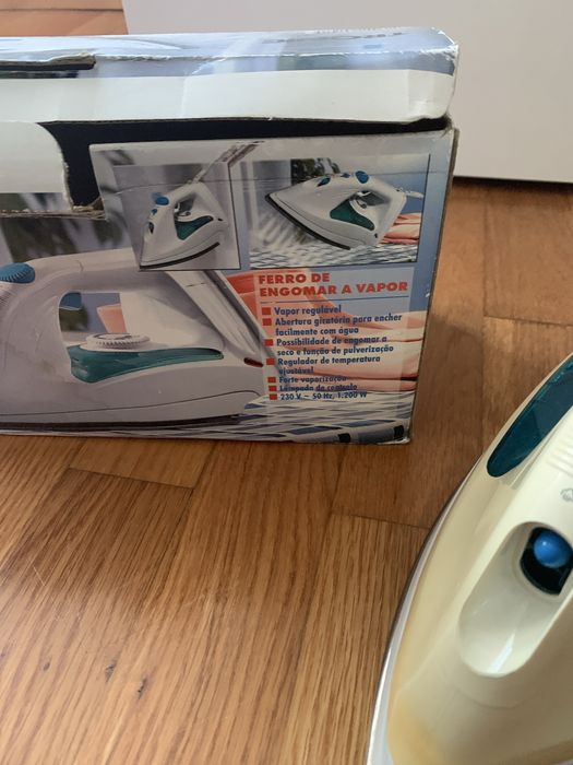 Ferro de passar a vapor Tronic
