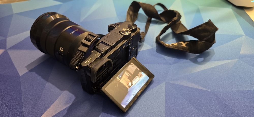 SONY A6300, obiektyw Sony SELP18105G, Sony SEL5018F