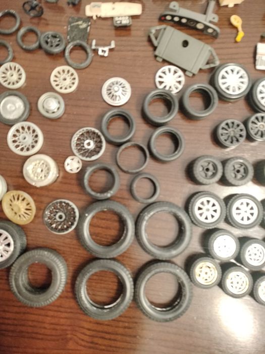 Bburago e outras carrinhos coleção peças 1/18, 1/24..