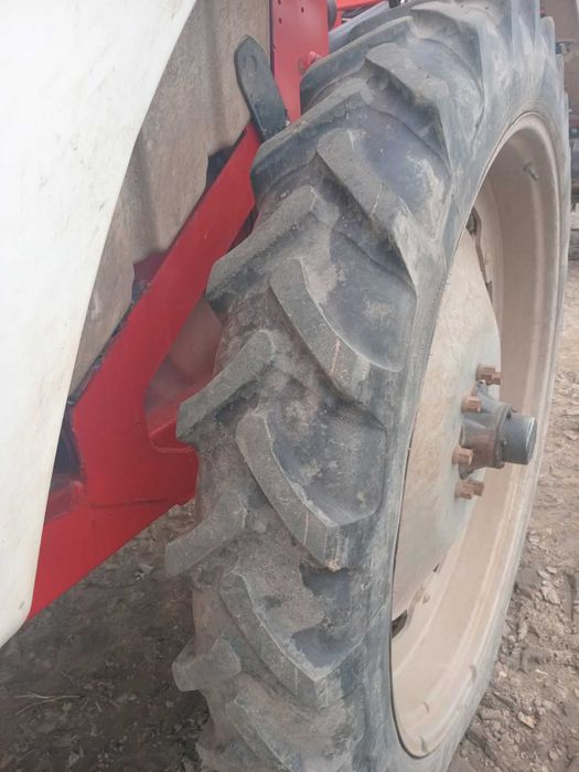 Продам обприскувач навісний KUHN LEXIS 3000