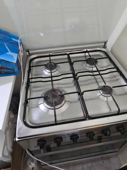 Fogão Meireles gas e forno electrico