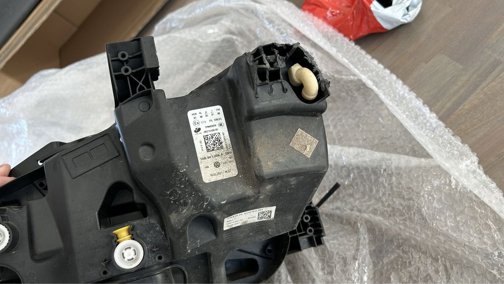 Фара фари фонари vw id3 права