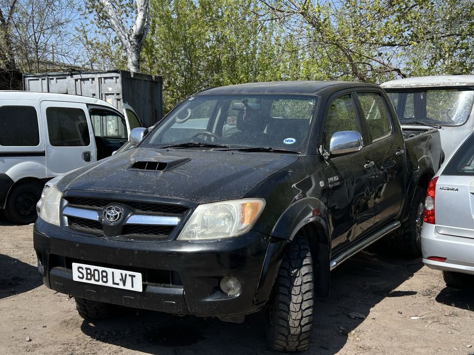 Toyota Hilux 2008 року 3.0 дизель