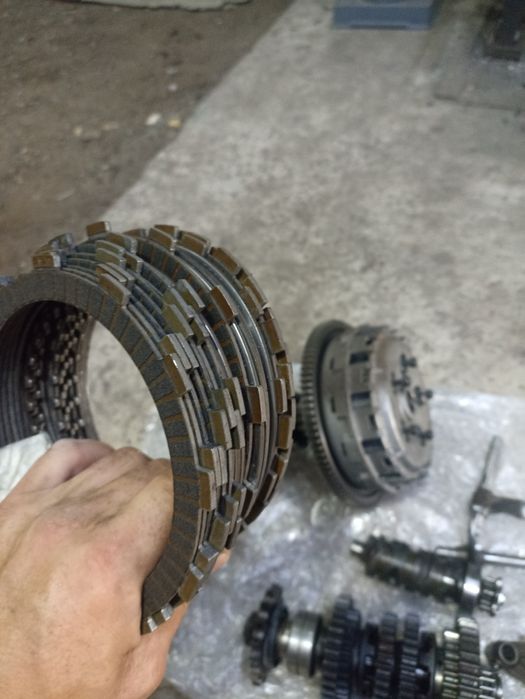 Кавасакі zzr 600 запчасті