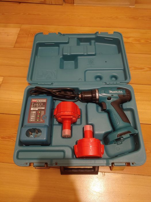 Шуруповерт Makita 6281 D,14.4 V