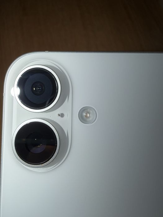iPhone 16 Plus 93%