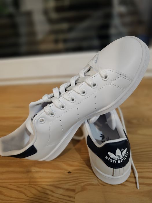 Buty nowe Adidas stan Smith rozm Eu 44 , wkładka 28cm