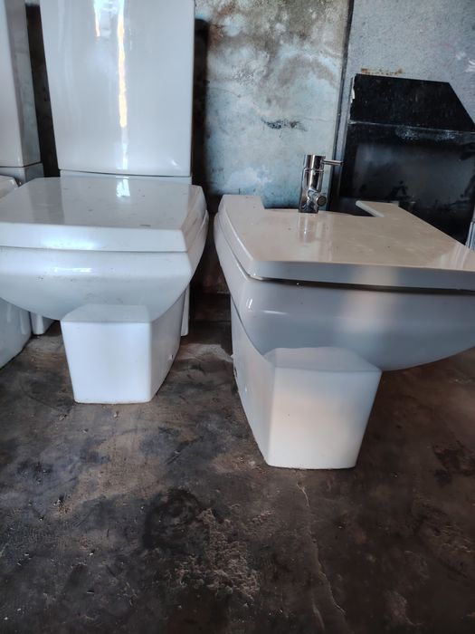 Sanitas e bidés Sanidusa