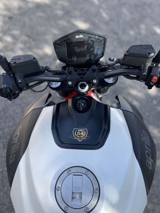 Aprilia Shiver 900