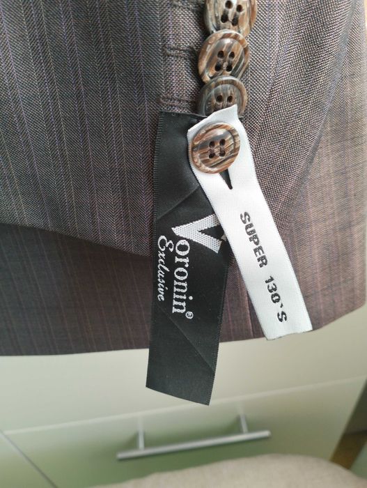 Продам мужской костюм двойка Михаил Воронин абсолютно новый комплект